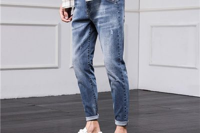 High quality ankle jeans with ripped holes (3)