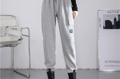 Loose multi-pocket strapped women’s sweatpants (3)