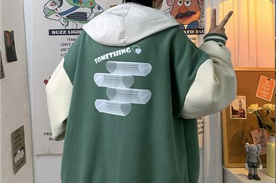 Printed casual loose hooded oversize varsity jacket (1)