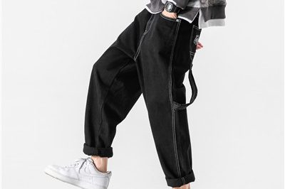 Retro fluttering wide loose straight-leg black jeans (2)