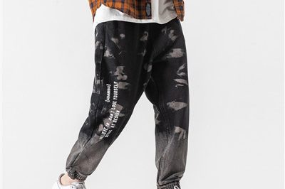 Washed gradient tie-dye printed loose mens jeans (2)