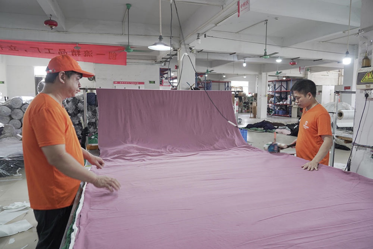 Varsity Jacket Fabric Spreading Preparation